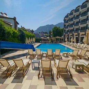 Club Selen Otel